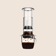 Load image into Gallery viewer, AeroPress Coffee Maker Clear