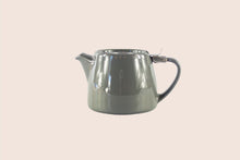 Load image into Gallery viewer, Stump Teapot
